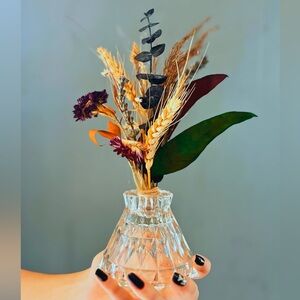 ✨ Vintage Jeannette Windsor Depression Glass Candle Holder & Dried Floral Decor